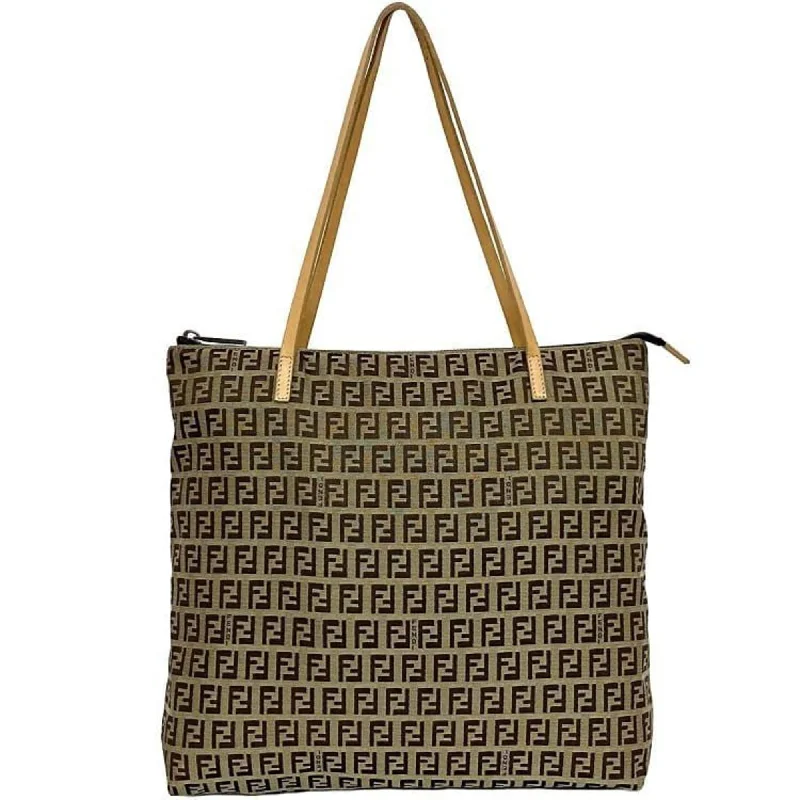 Handle bags with sturdy canvas for longevity -Fendi  Canvas Leather Tote Bag (Pre-Owned)