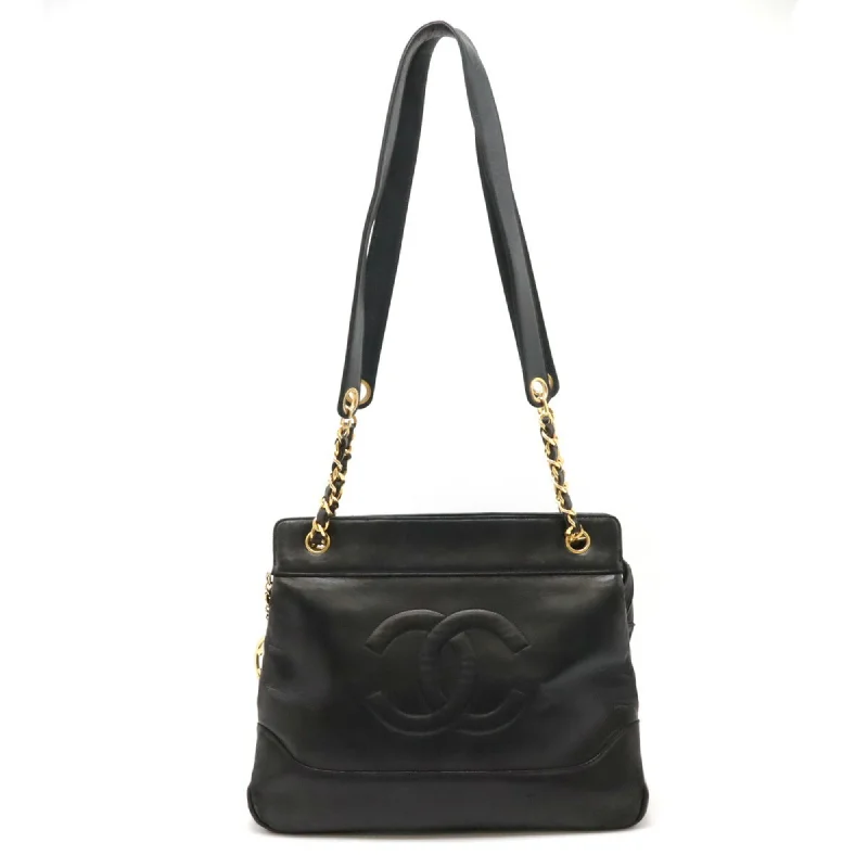 Handle bags with thick handles for support -Chanel  Leather Shoulder Bag Tote Bag (Pre-Owned)