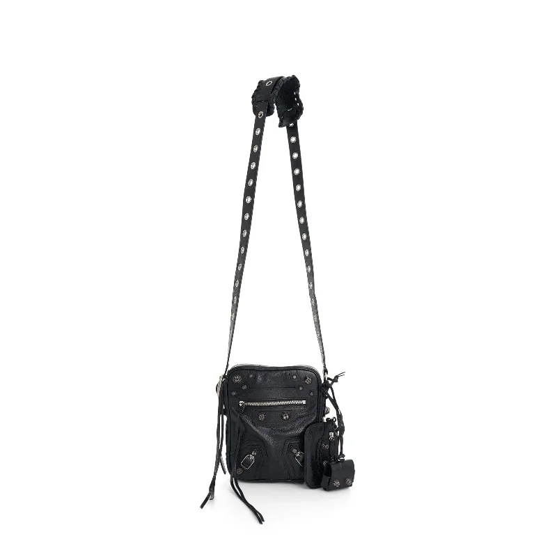 Lightweight hiking backpack for long mountain trails -Le Cagole Men Crossbody in Black