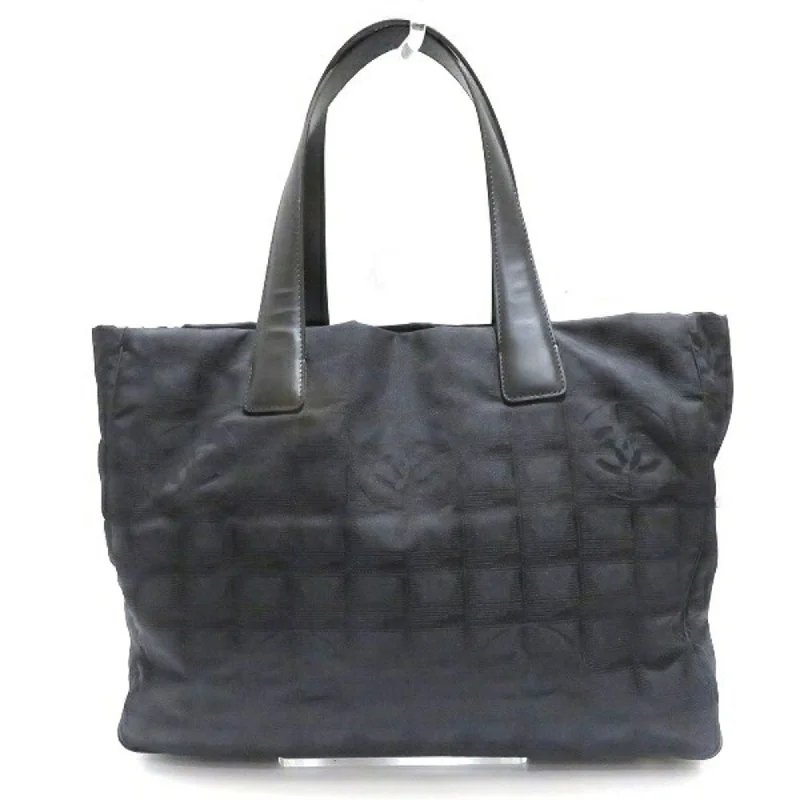 Handle bags with sleek leather for work -Chanel New Travel Line  Leather Nylon Tote Bag (Pre-Owned)