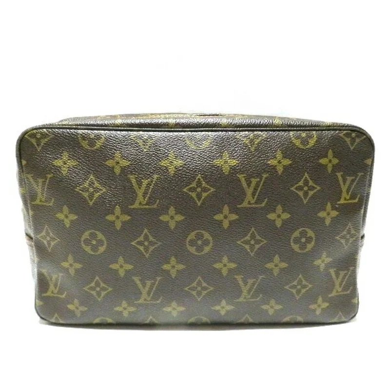 Handle bags with elegant gold-tone hardware -Louis Vuitton  Clutch Bag (Pre-Owned)