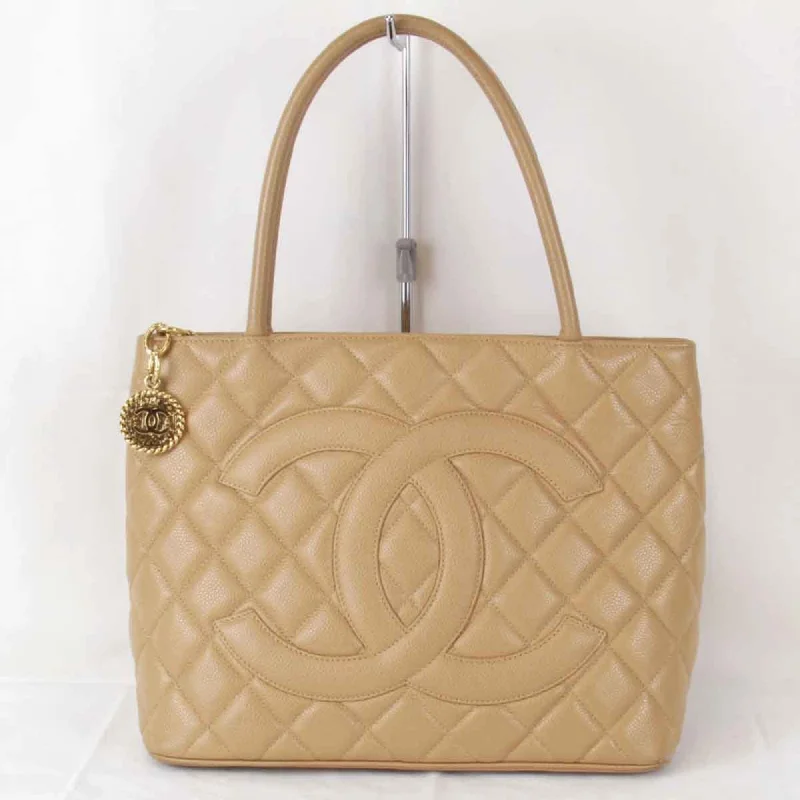 Handle bags with floral embroidery for detail -Chanel  Caviar Leather Tote Bag (Pre-Owned)