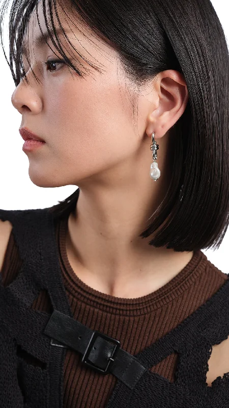 Heavy Duty Drop Earrings for Durability -Integrate With Faux Pearl Dangle Earrings