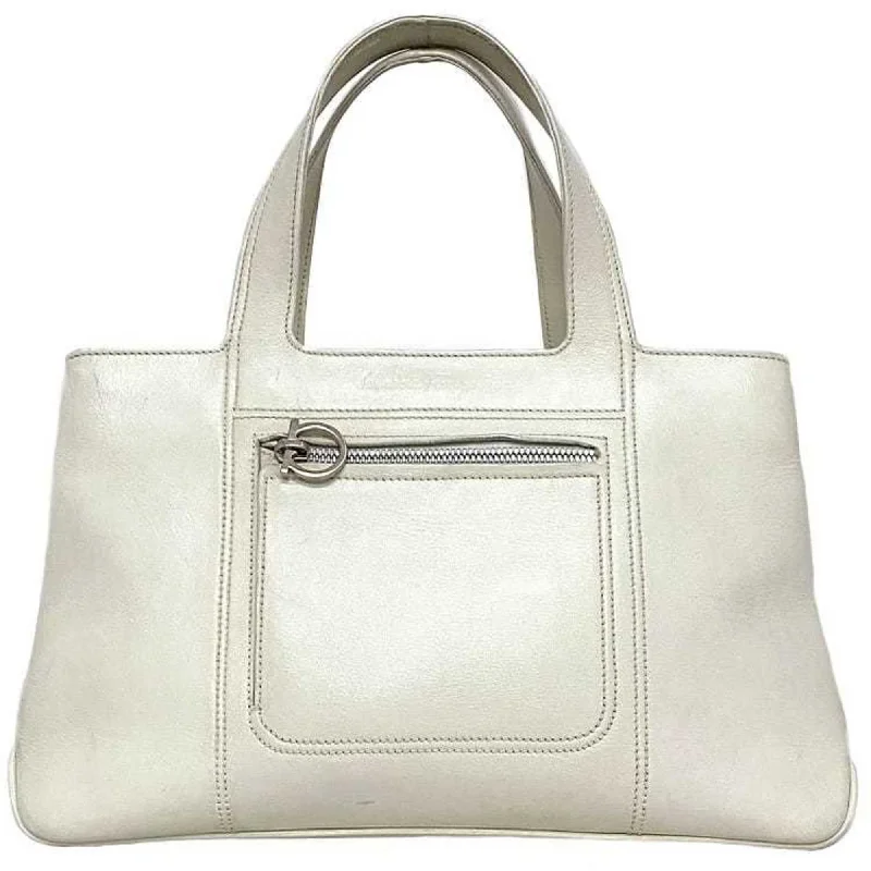 Handle bags with zipper tops for security -Salvatore Ferragamo Gancini  Leather Tote Bag (Pre-Owned)