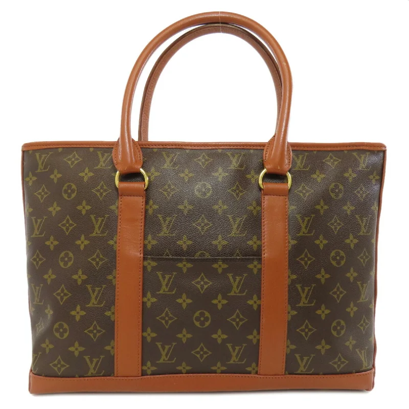 Handle bags with vintage vibes for nostalgia -Louis Vuitton  Monogram Monogram Canvas Tote Bag (Pre-Owned)