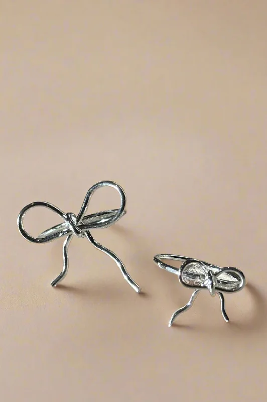 Best hoop earrings with matching bracelets for a coordinated jewelry set-Ribbon + Bows Ring