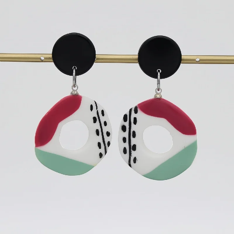 Hoop earrings with twisted metal designs for a dynamic and modern style-Round Brushstroke Earring