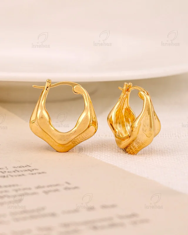 Hoop earrings with multi-tone finishes for a colorful and layered effect-Tanny Fashionable Hoops