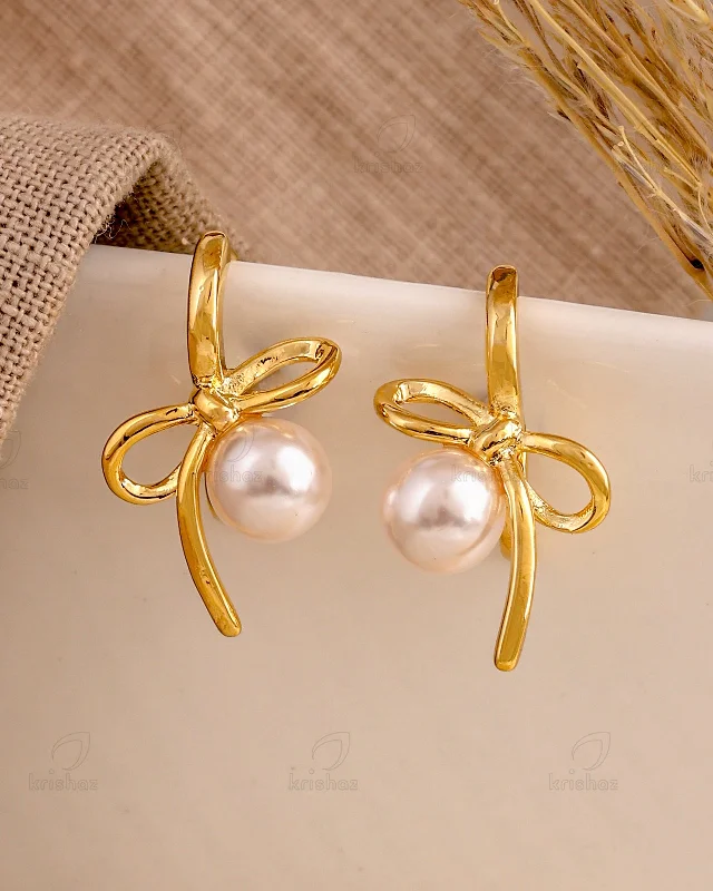 Classic hoop earrings with a thin profile for a sleek and subtle style-Threda Fashionable Hoops